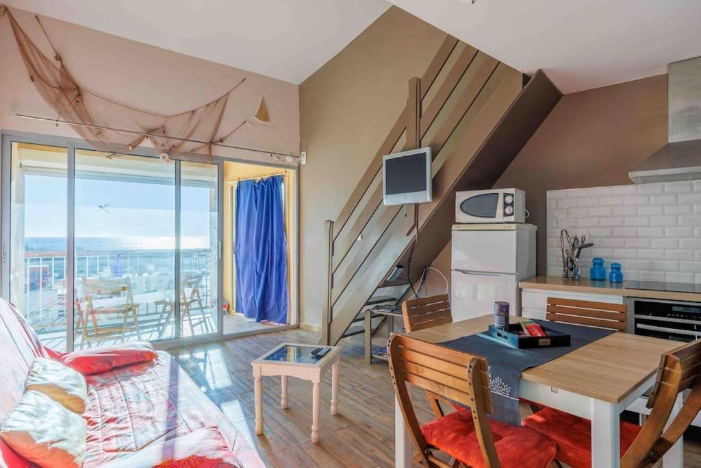 Appartamento Au Bord De L'Eau Fleury  Esterno foto